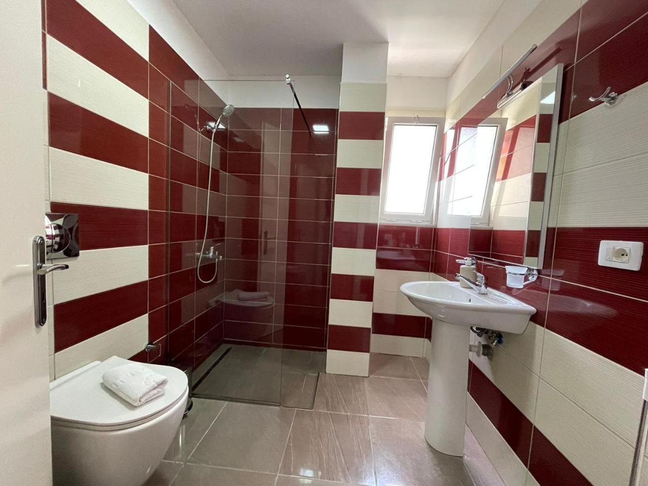 Seaside Apartmens ساراندا المظهر الخارجي الصورة
